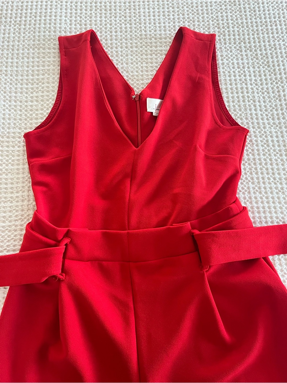ANTHROPOLOGIE RED CATHY STRUCTURED JUMPSUIT SZ Medium - Picture 9 of 15